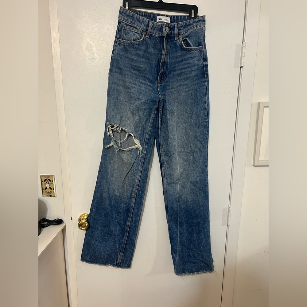 Zara High Raise Jeans - Size 4